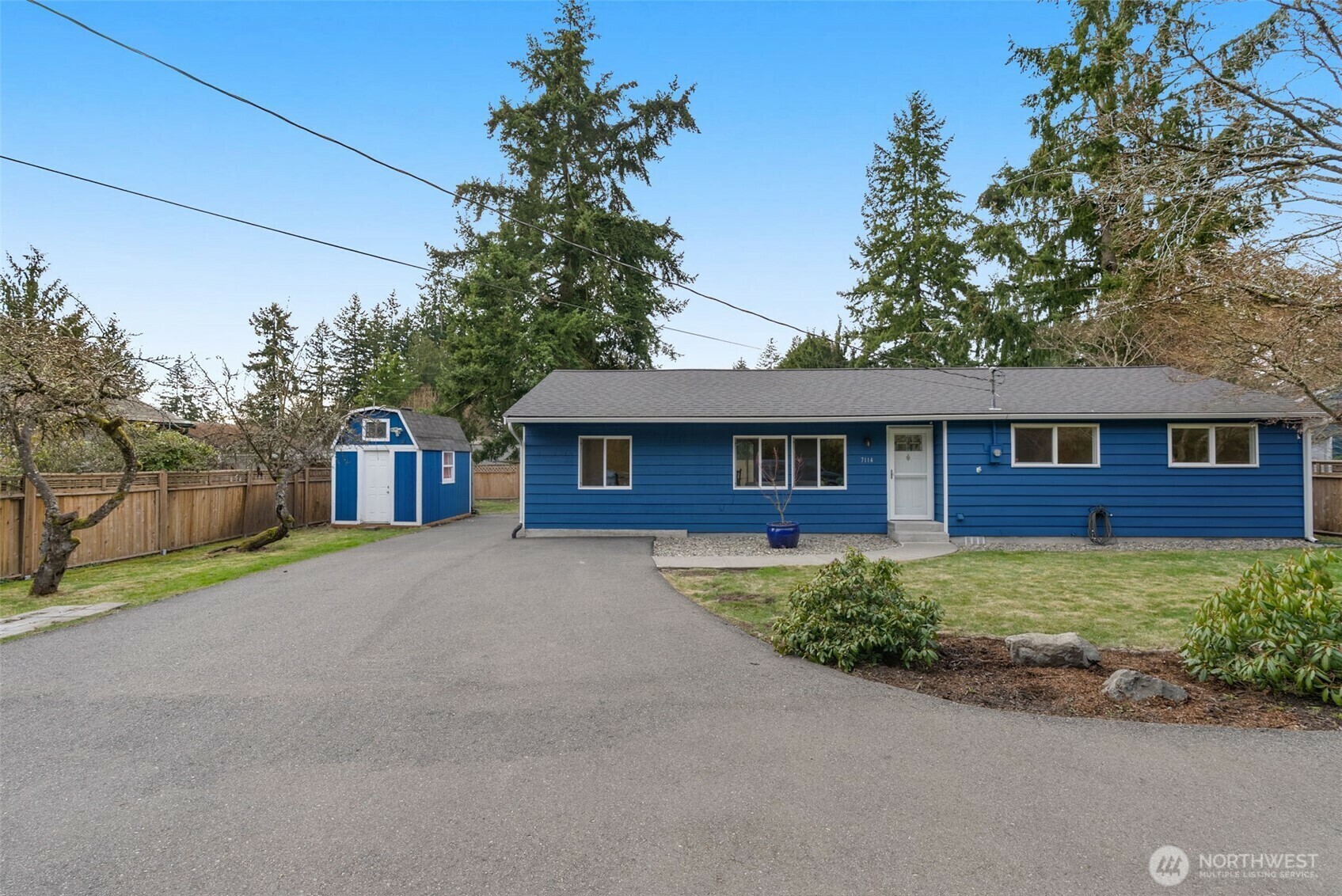 7114  208th Street SW  Edmonds WA 98026 photo