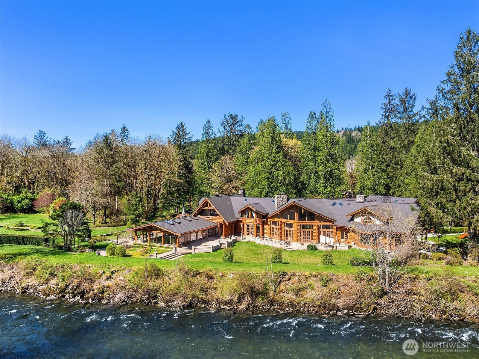 Property Photo:  8100  428th Avenue SE  WA 98065 