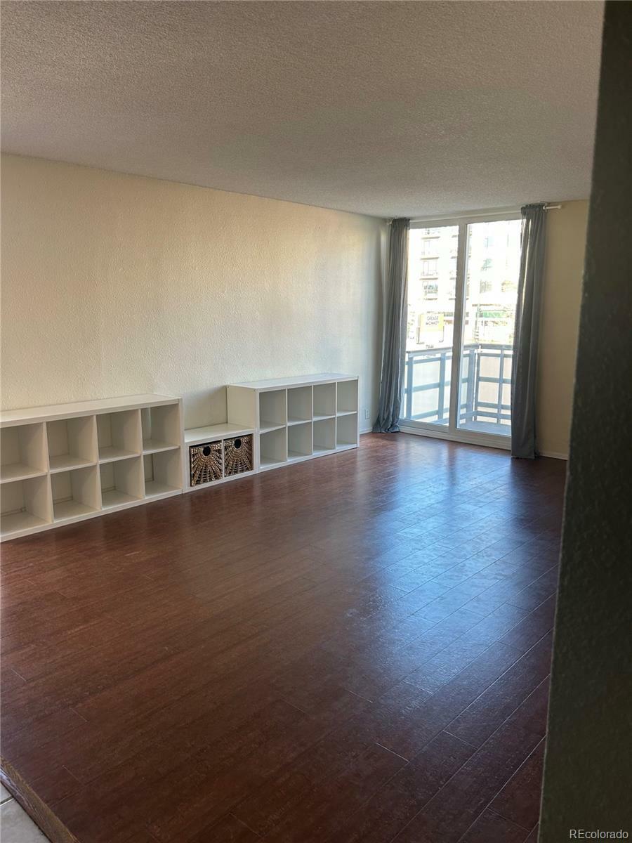 Property Photo: 2500 S York Street 401 CO 80210