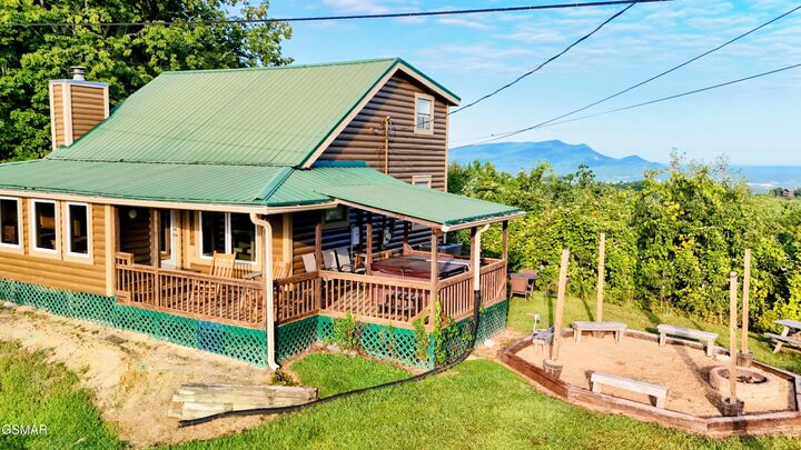 1956 Timber Ridge Way  Sevierville TN 37876 photo