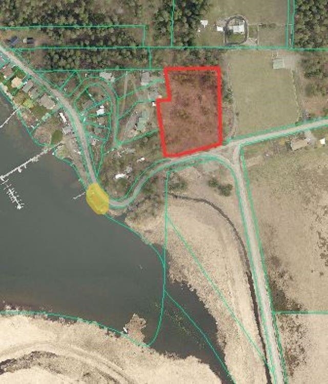 Property Photo:  24321 E Hauser Lake Rd  WA 99025 