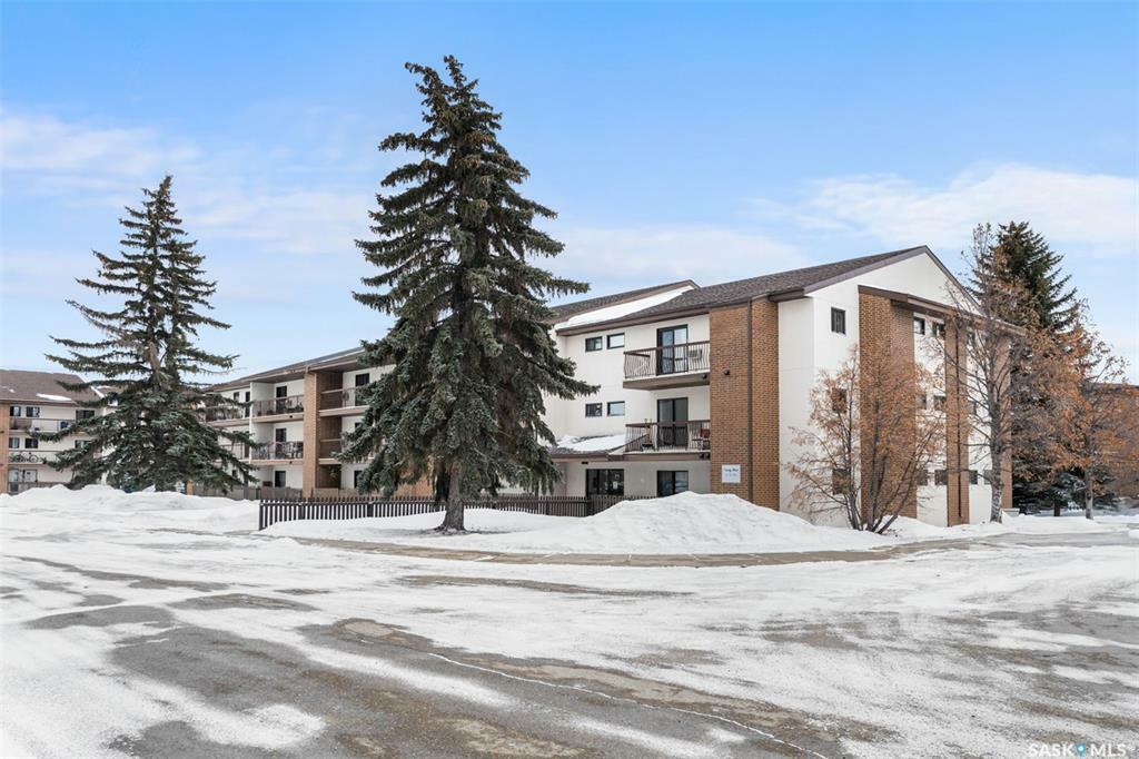 Property Photo:  215 Tait Place 306  SK S7H 5L5 