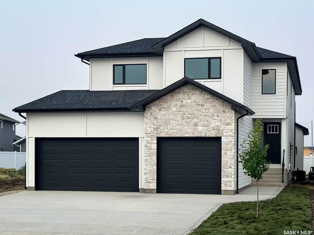 Property Photo:  271 Flynn Bend  SK S7V 1R9 