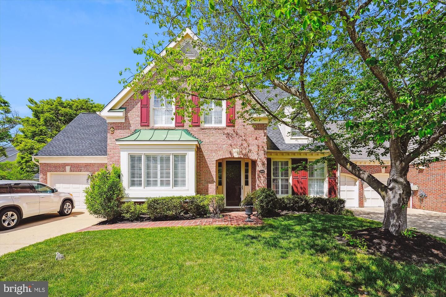 Property Photo:  18435 Jupiter Hills Terrace  VA 20176
