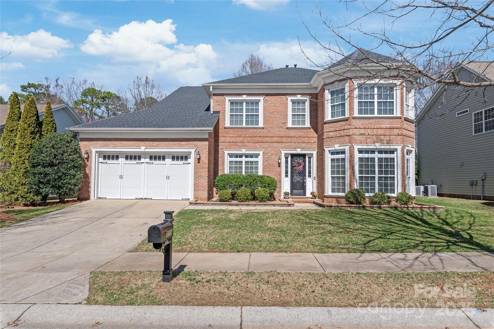 Property Photo: 8504 Soaring Eagle Lane NC 28173