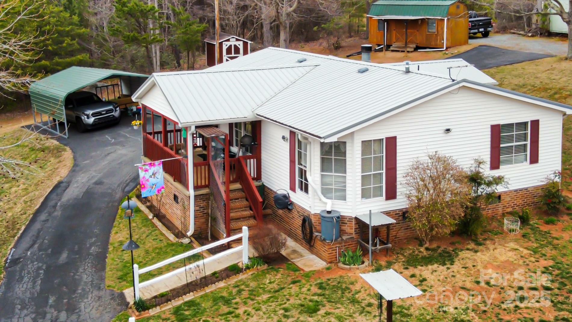 Property Photo:  530 Grassy Knob Road  NC 28139 