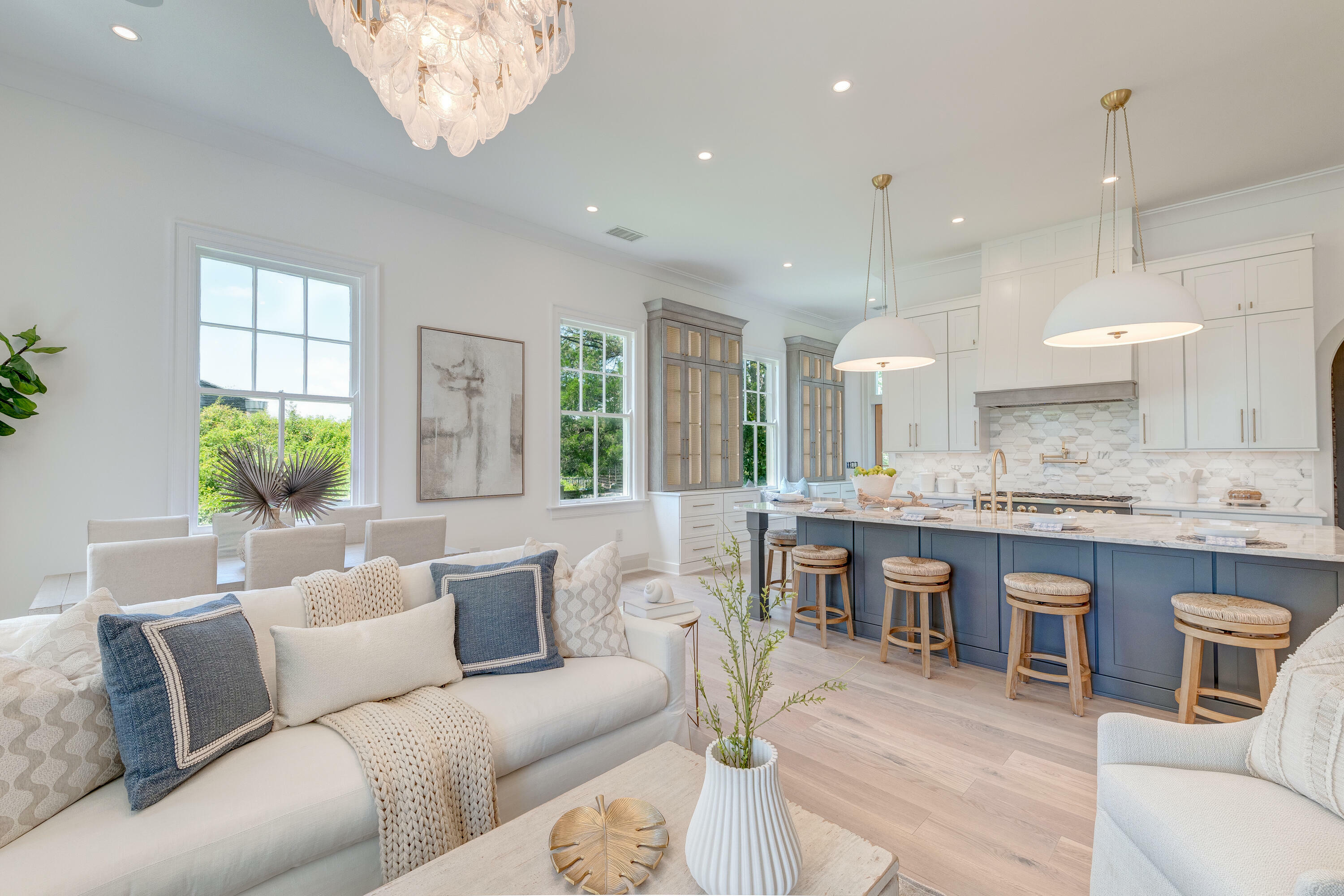 Property Photo: 1714 Middle Street SC 29482
