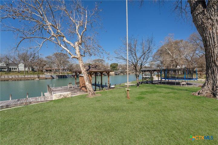 Property Photo: 232 Laguna Rio TX 78155