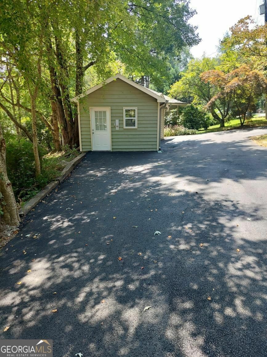 Property Photo:  893 Old 441 S  GA 30525 