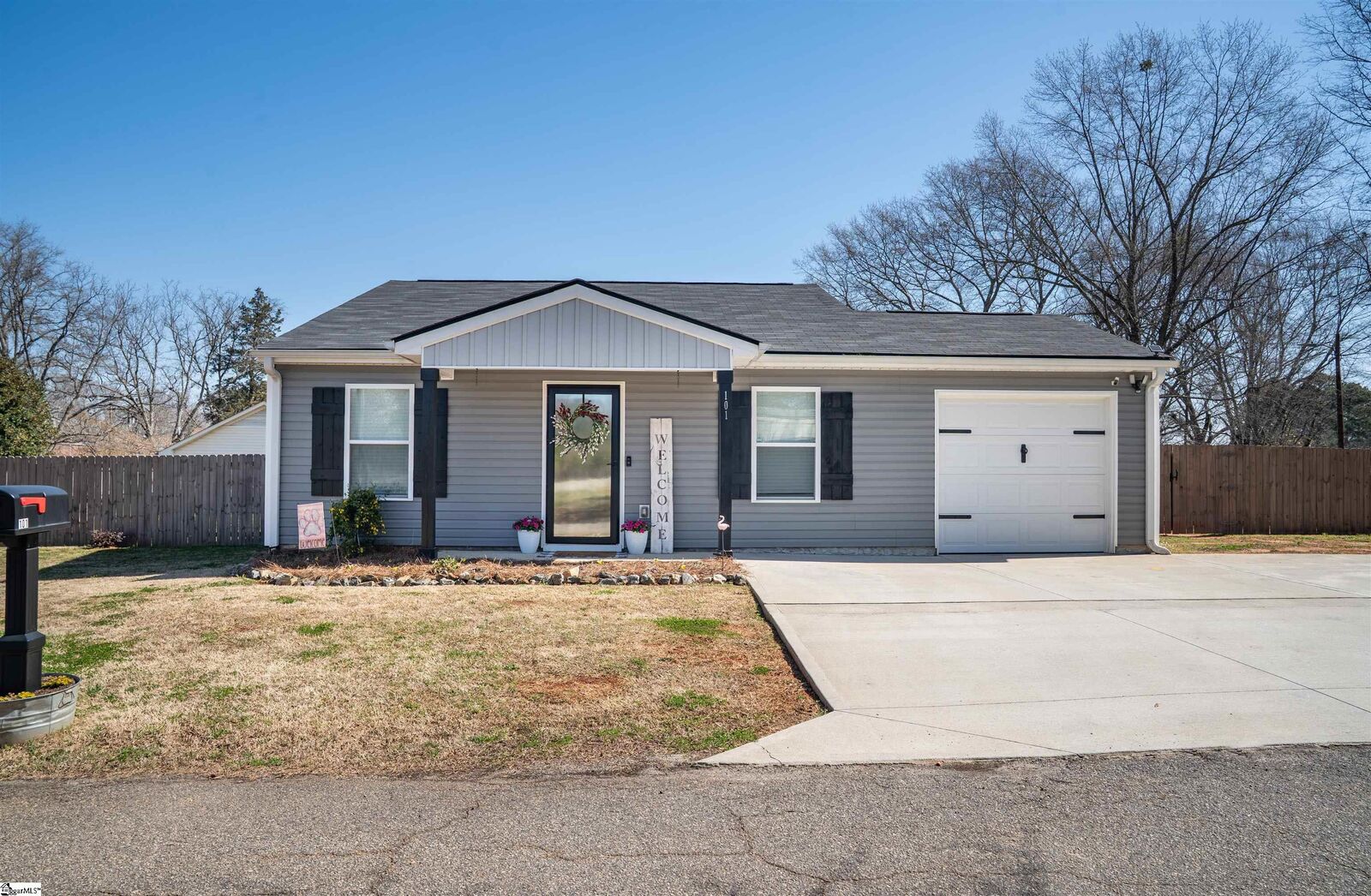 Property Photo:  101 Gardenia Lane  SC 29301 