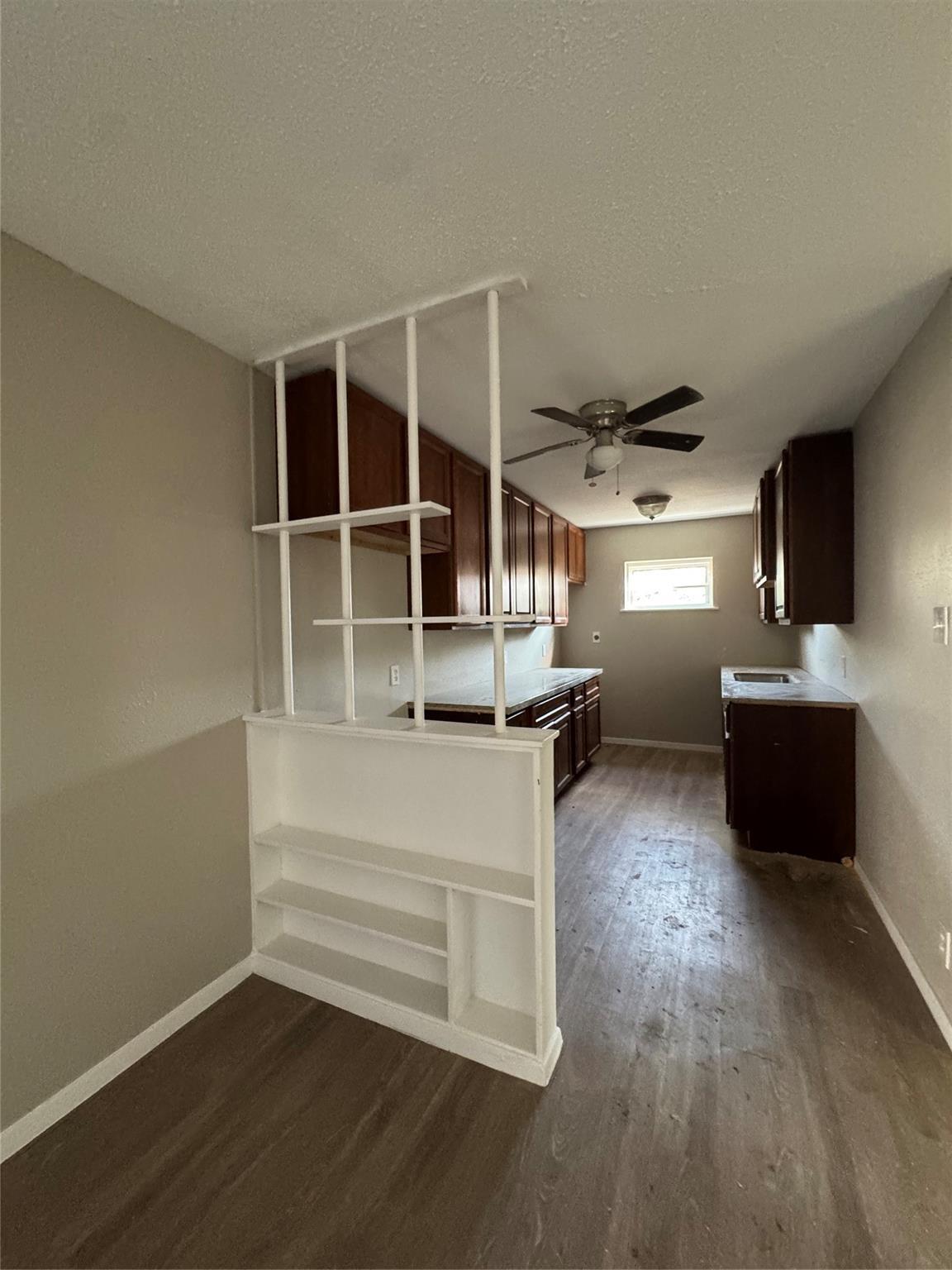 Property Photo: 4706 Yellowstone Boulevard 12 TX 77021