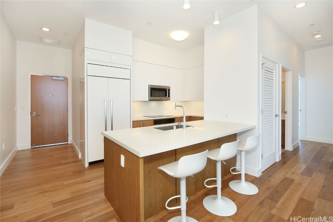 629 Keeaumoku Street 4107  Honolulu HI 96814 photo