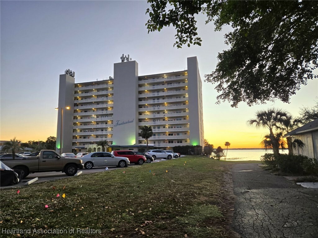 2131 Lakeview Drive 106  Sebring FL 33870 photo