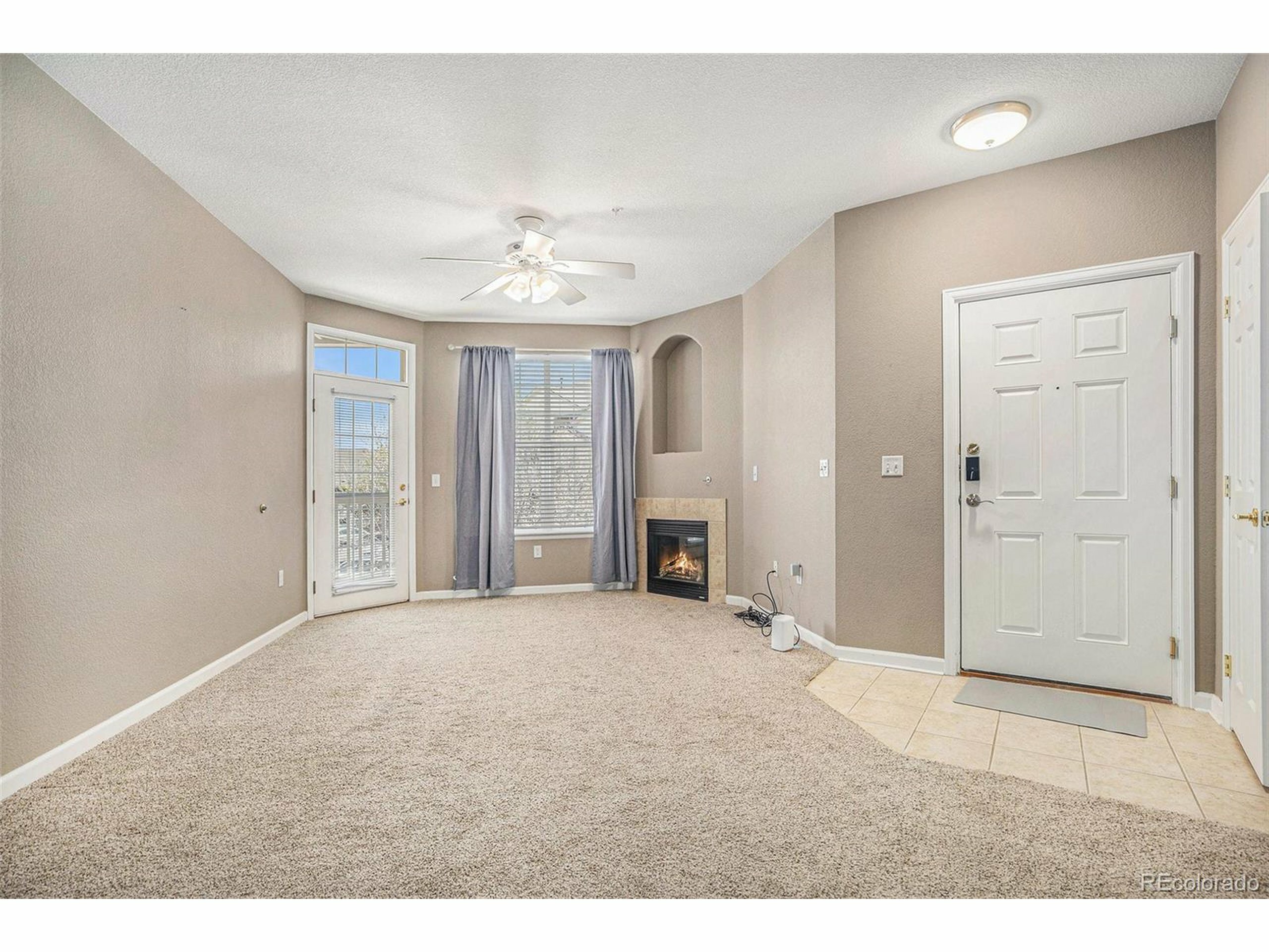 Property Photo: 5694 N Gibralter Way 203 CO 80019