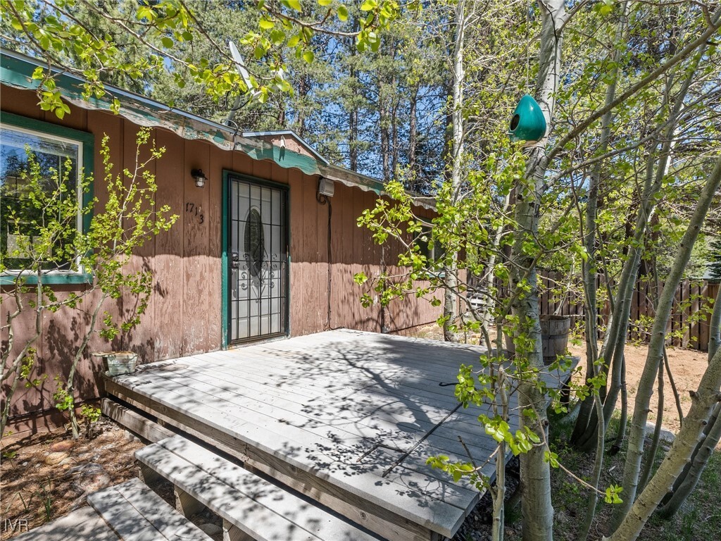 Property Photo: 1713 Tionontati CA 96150