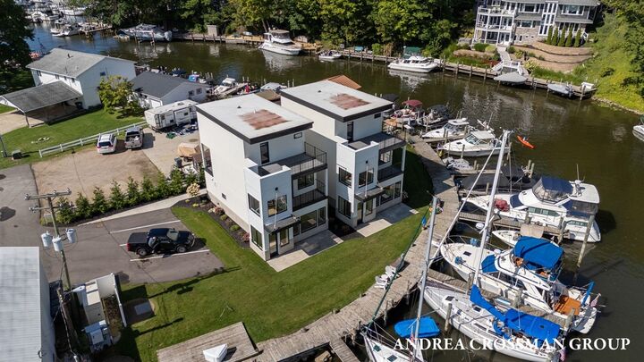 Property Photo: 1 N Bailey Avenue #1 MI 49090