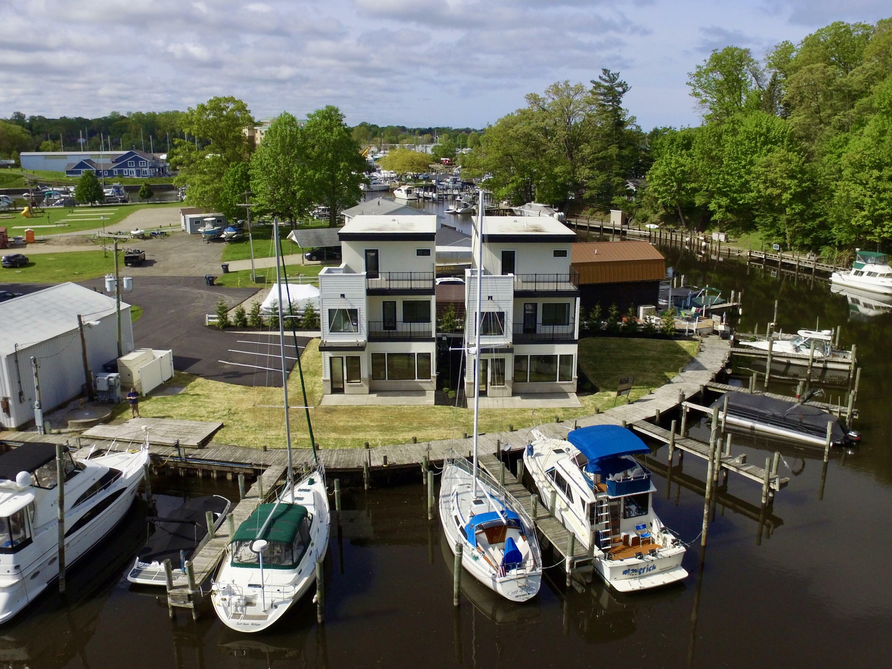 Property Photo: 1 N Bailey Avenue MI 49090