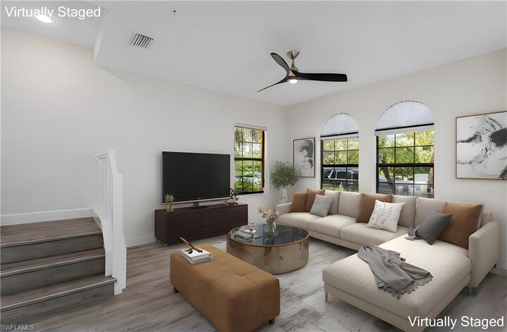 Property Photo: 9072 Covina Dr N 5505 FL 34113