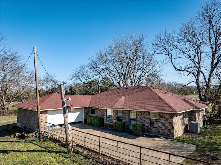 Property Photo:  17424 Fm-137  TX 75477 