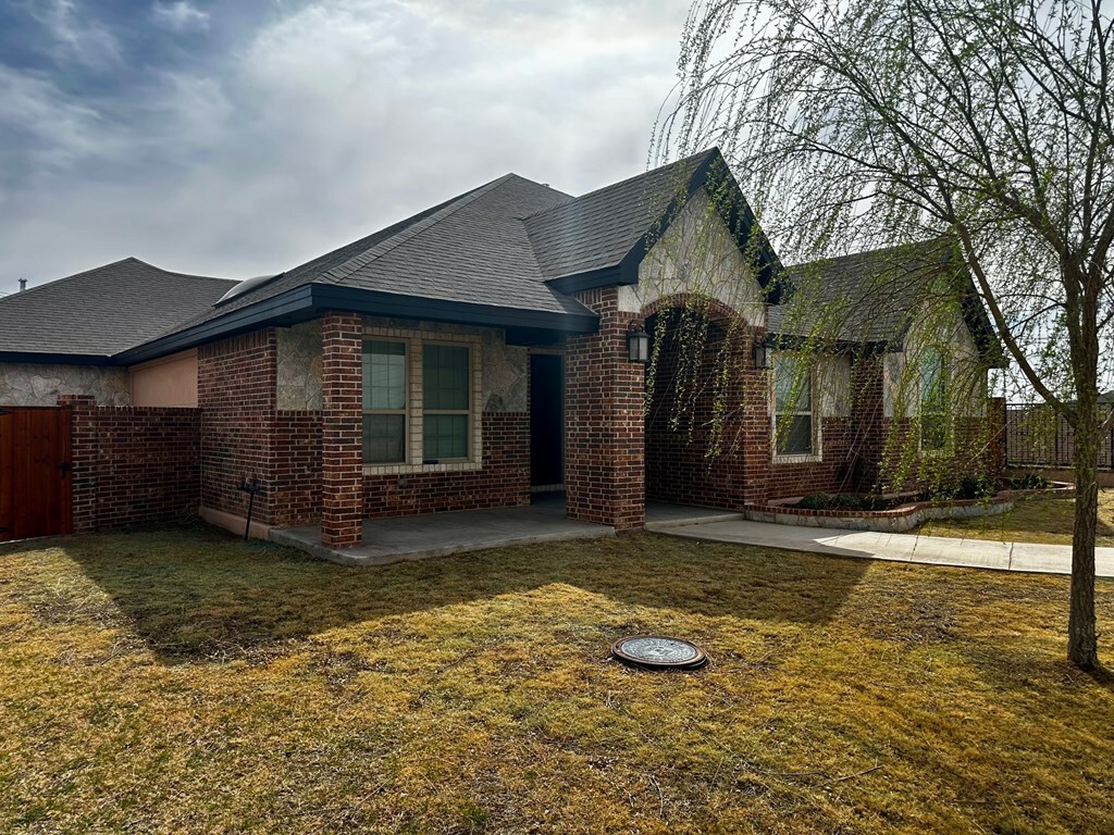 Property Photo:  3200 Verona Dr  TX 79765 