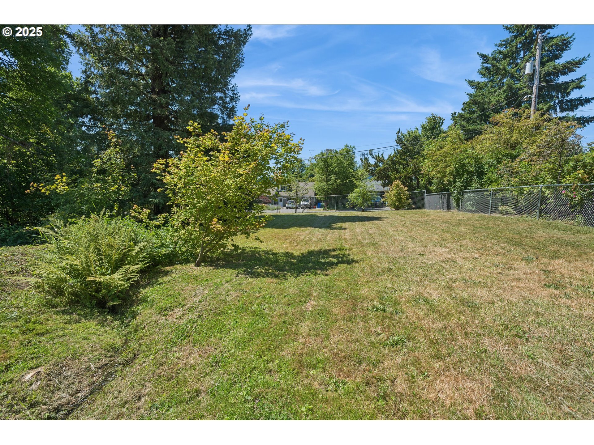 Property Photo: 16253 SE My Way Ct OR 97267
