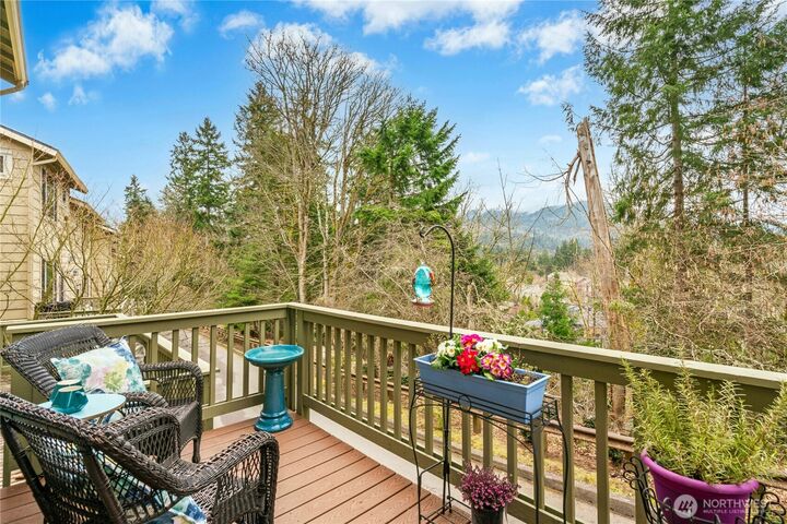 Property Photo:  2149 NW Boulder Way Drive  WA 98027 