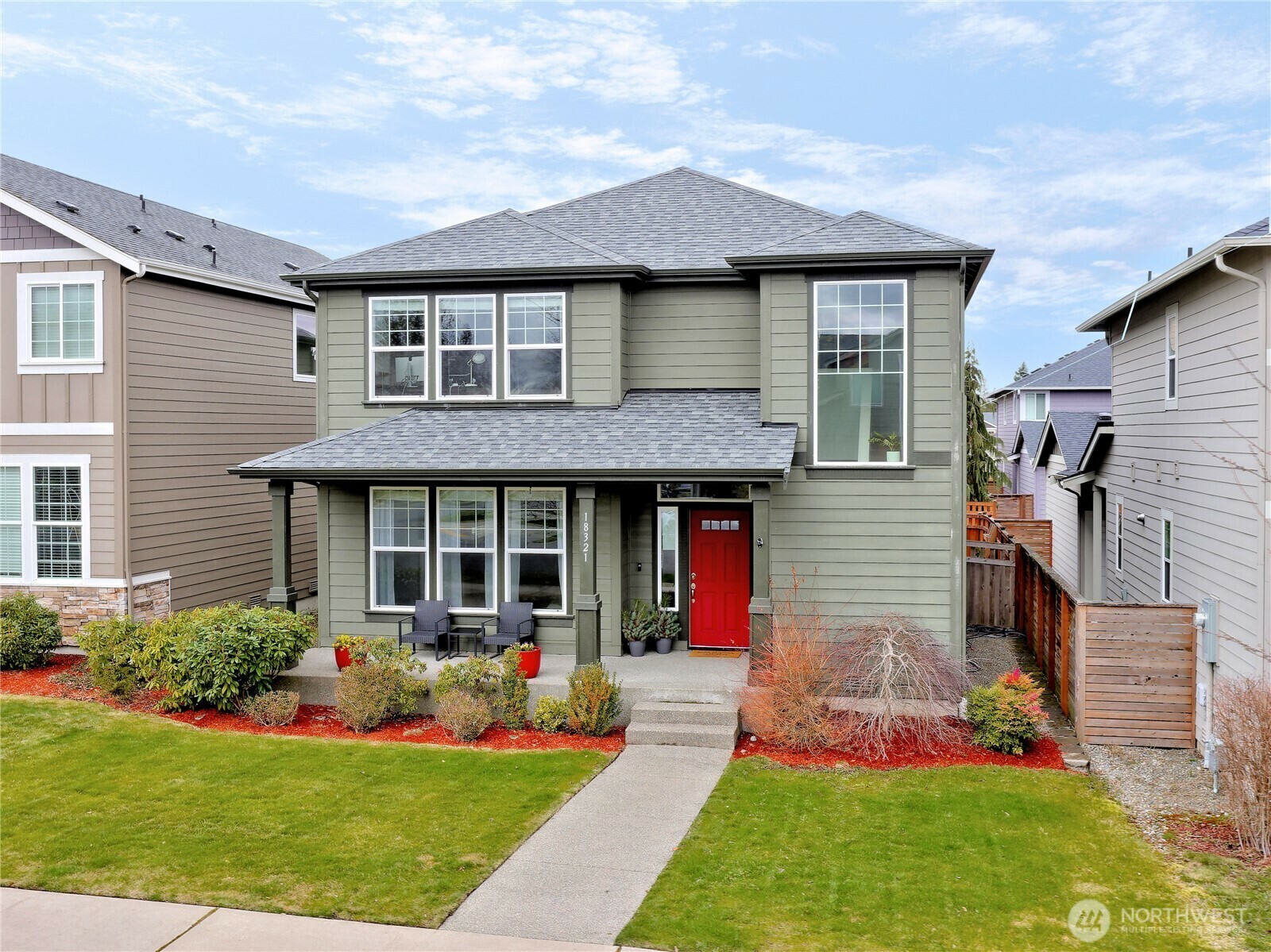 Property Photo: 18321 138 Street E WA 98391