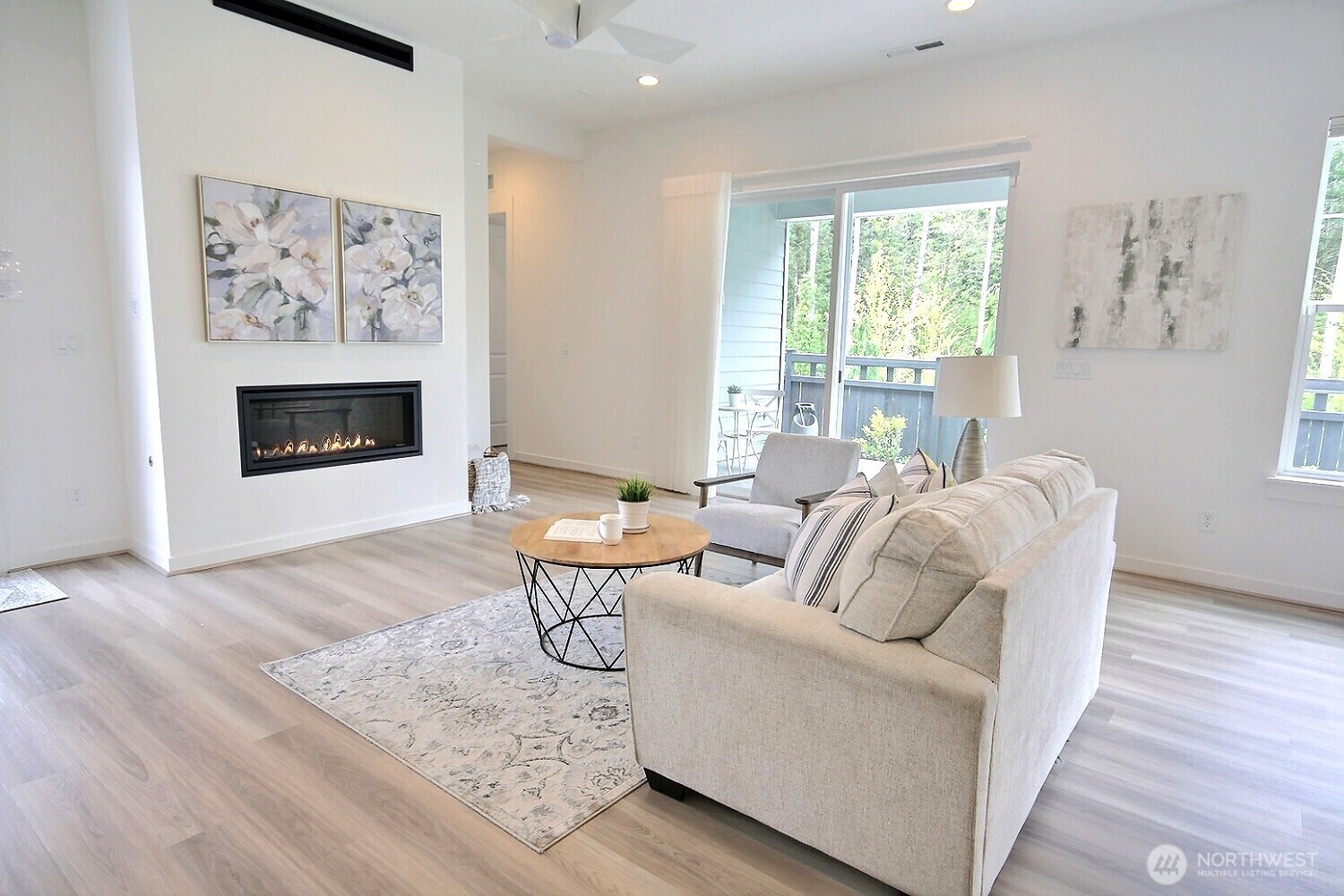 Property Photo: 33521 Douglas Avenue SE WA 98010