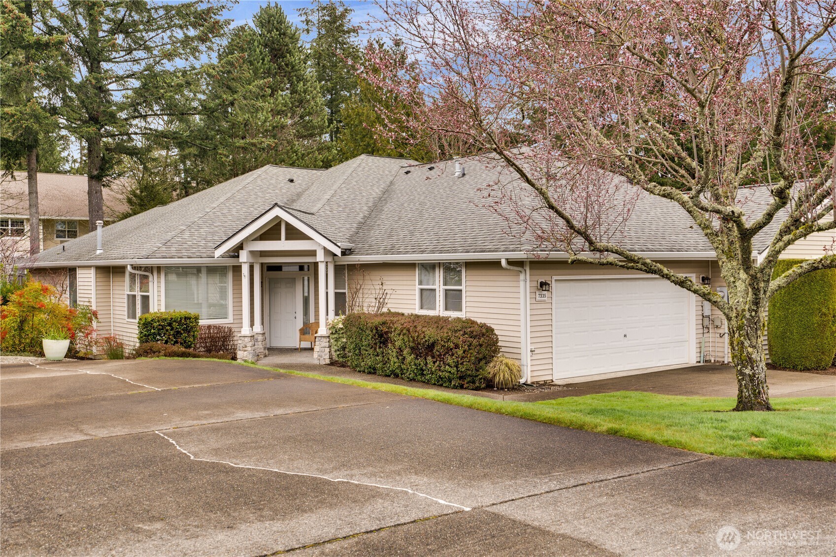 7335  53rd Street Ct W  University Place WA 98467 photo