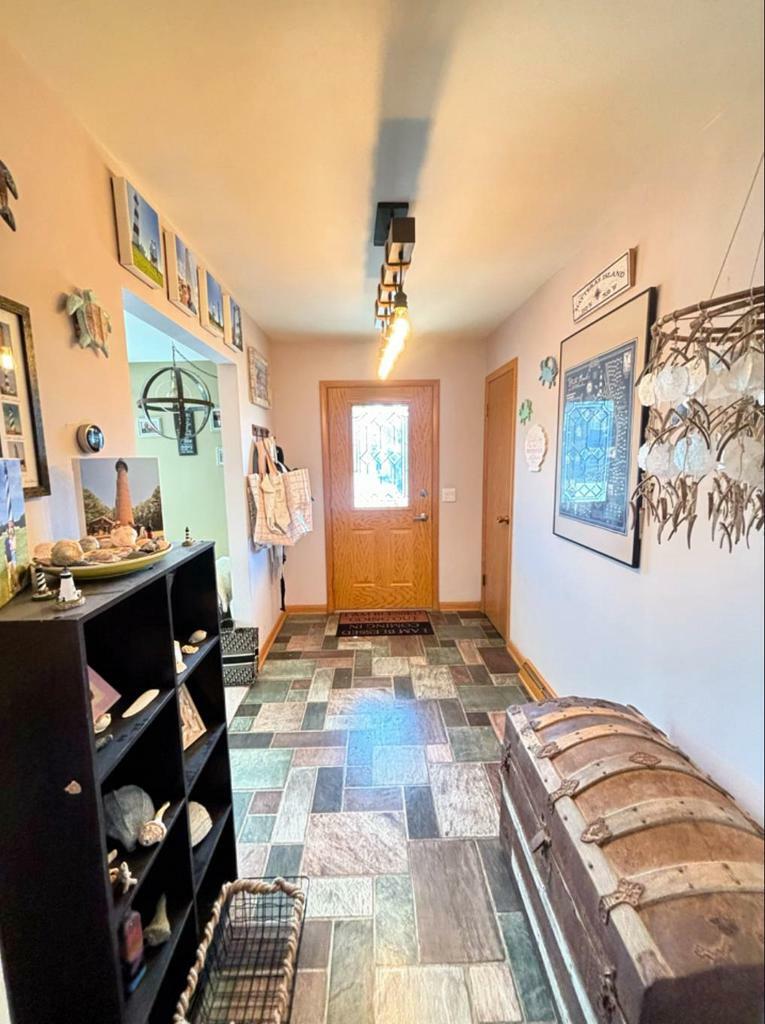 Property Photo: 102 Fairview Court WI 53931