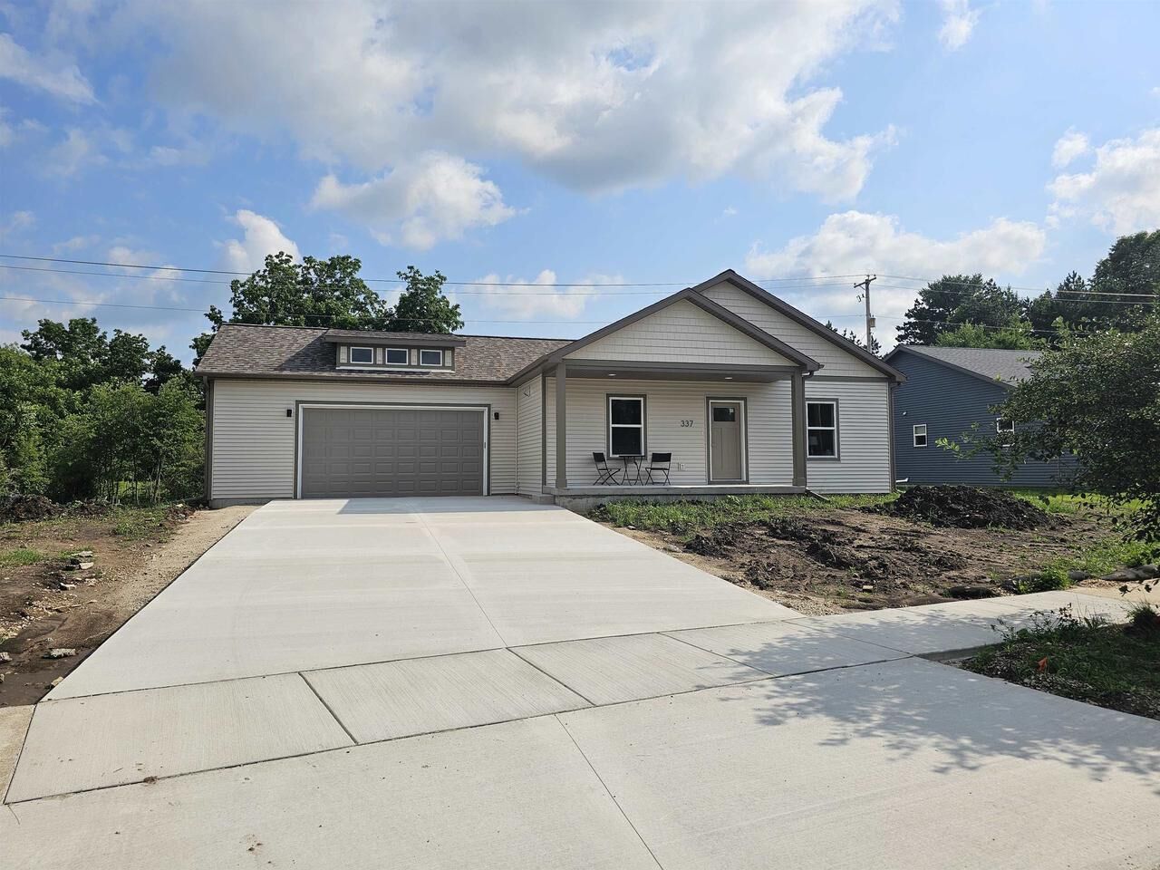 Property Photo: 337 Sandmar Drive WI 54971