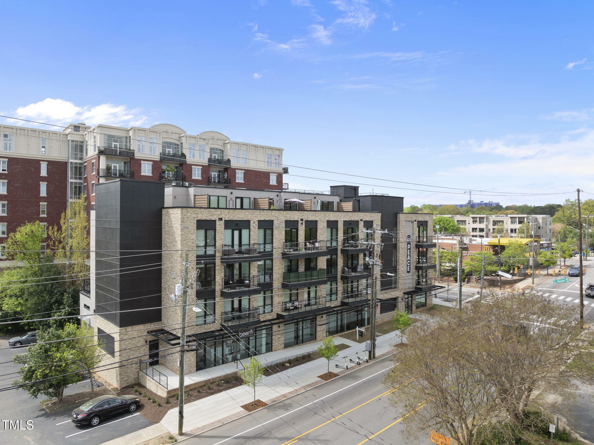 Property Photo:  615 W Peace Street 301  NC 27605 
