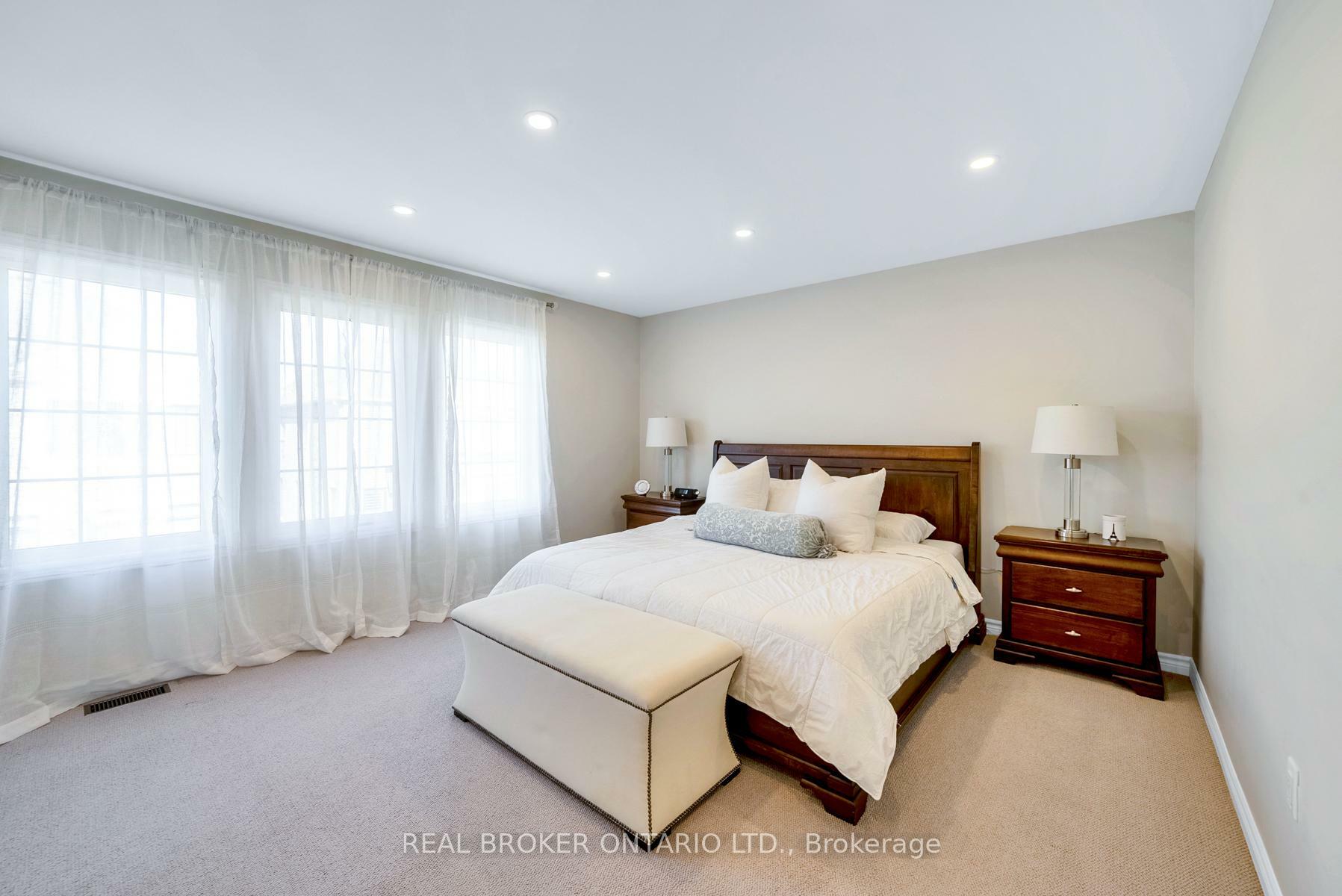 49 Mulgrave Street  Whitby ON L1P 0J7 photo