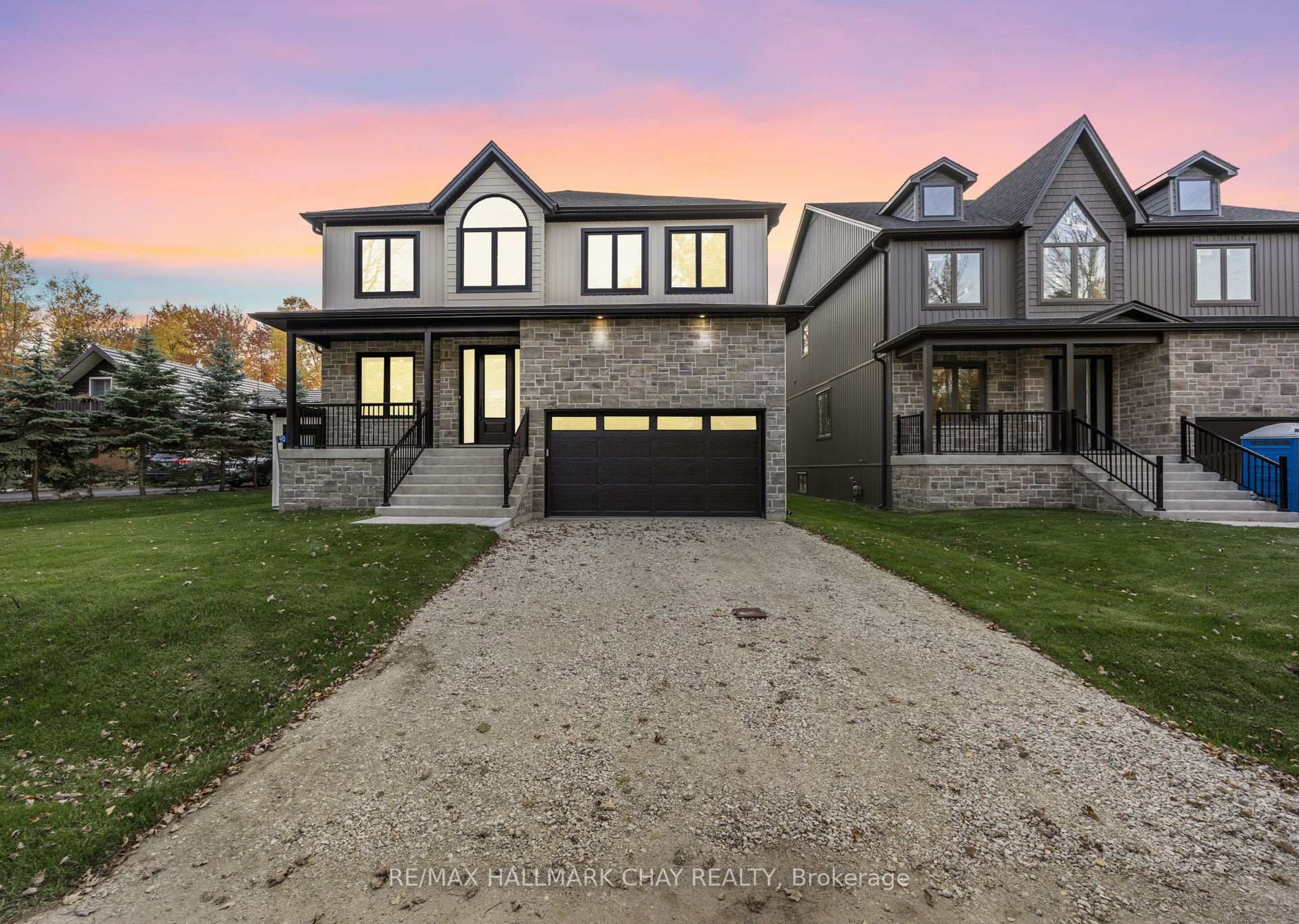 90 37th Street N  Wasaga Beach ON L9Z 2B5 photo