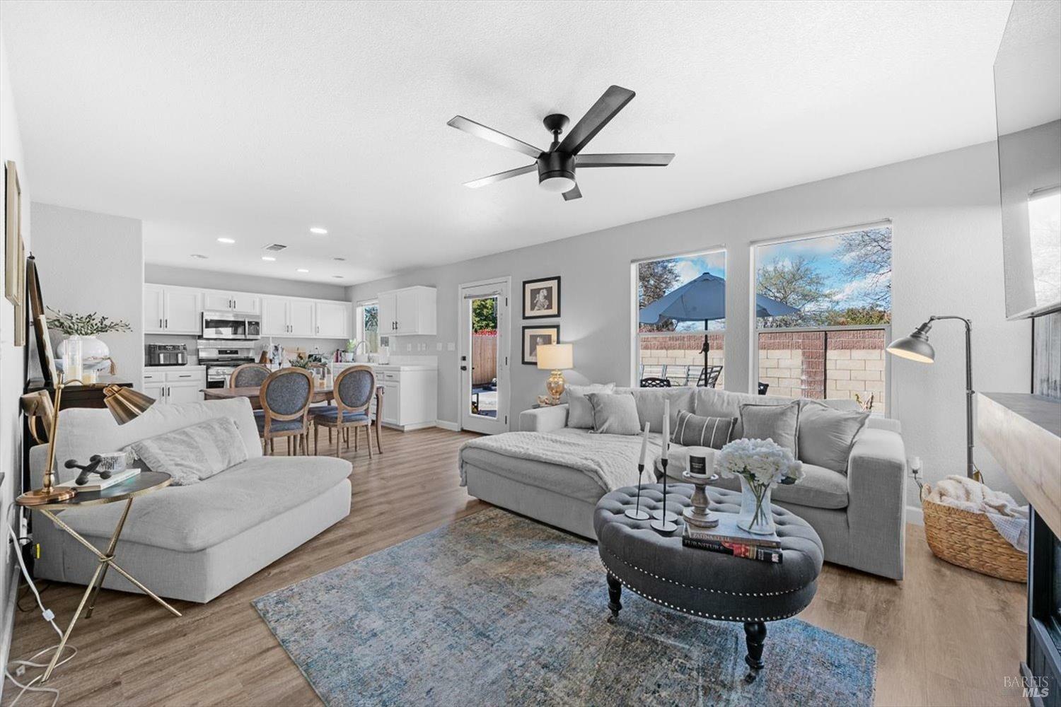 131 Pebble Beach Circle  Vacaville CA 95687 photo