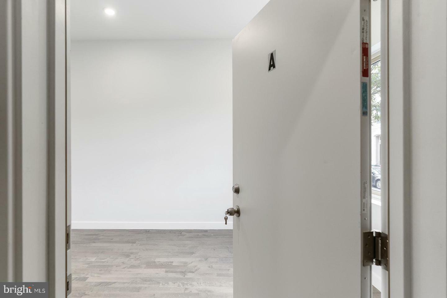 Property Photo: 1947 N 7th Street PA 19122