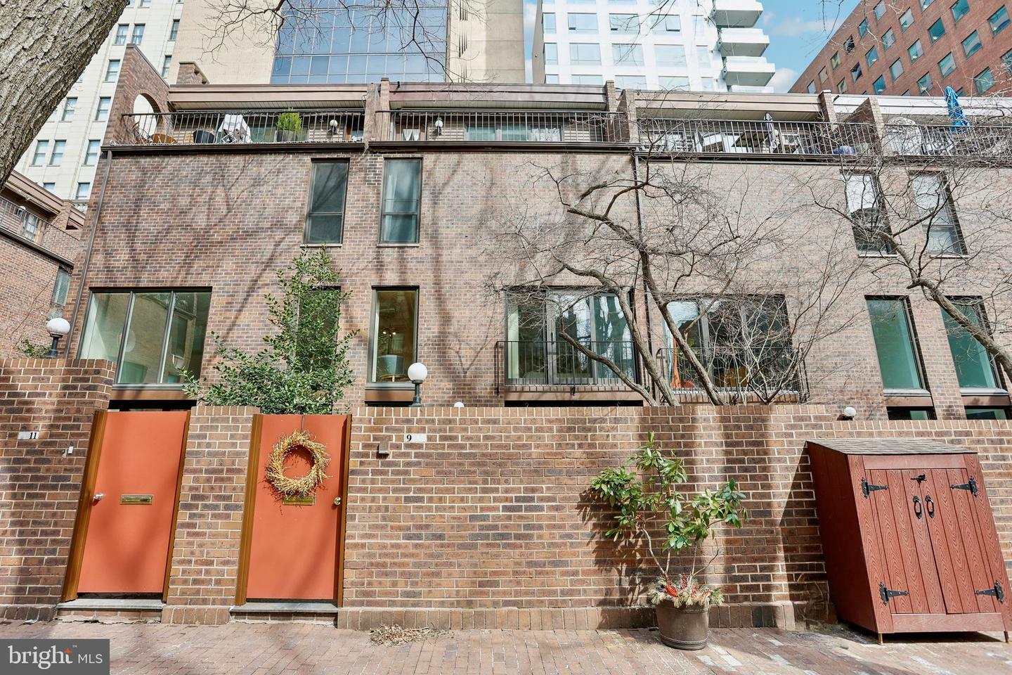 9 Saint James Court 13  Philadelphia PA 19106 photo