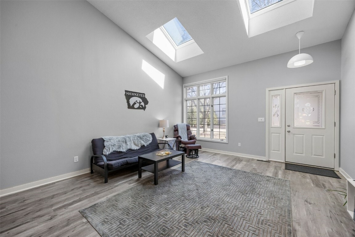 Property Photo: 828 West Side Drive IA 52246