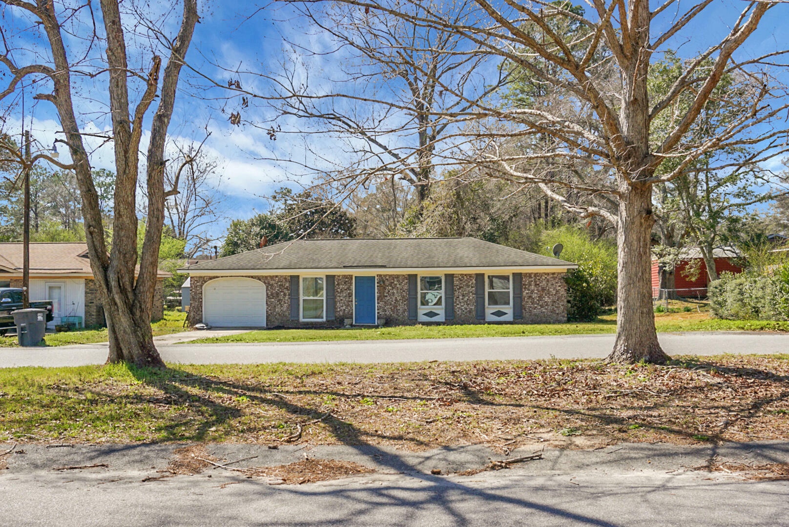 Property Photo: 103 Sprucewood Drive SC 29485