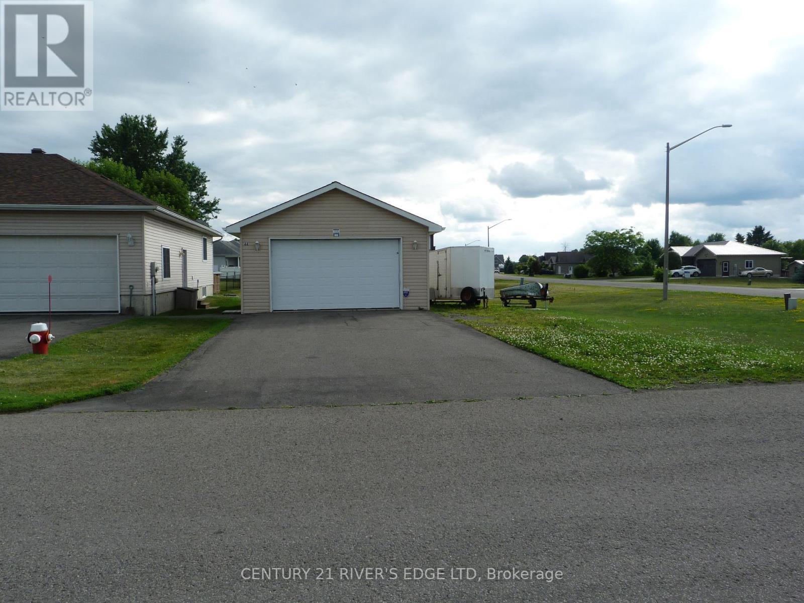 44 Lori Lane  North Dundas ON K0C 2H0 photo