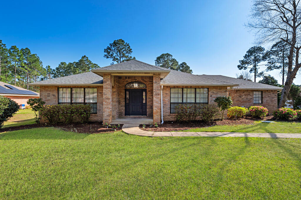 Property Photo: 7217 Siesta Street FL 32566