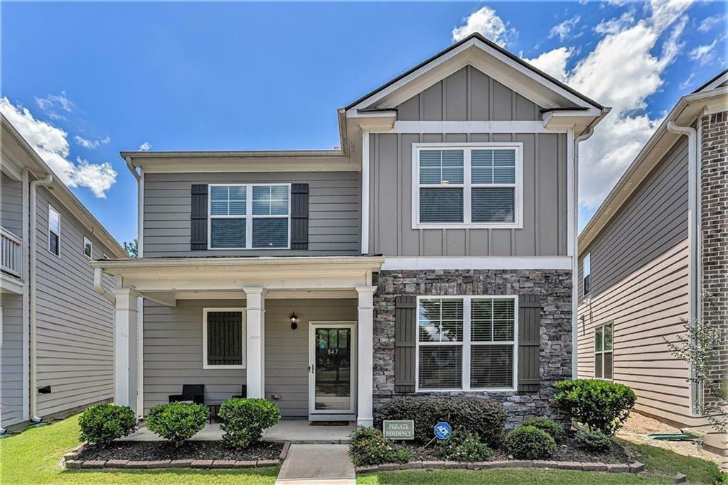 Property Photo: 847 Venture Way SW GA 30331
