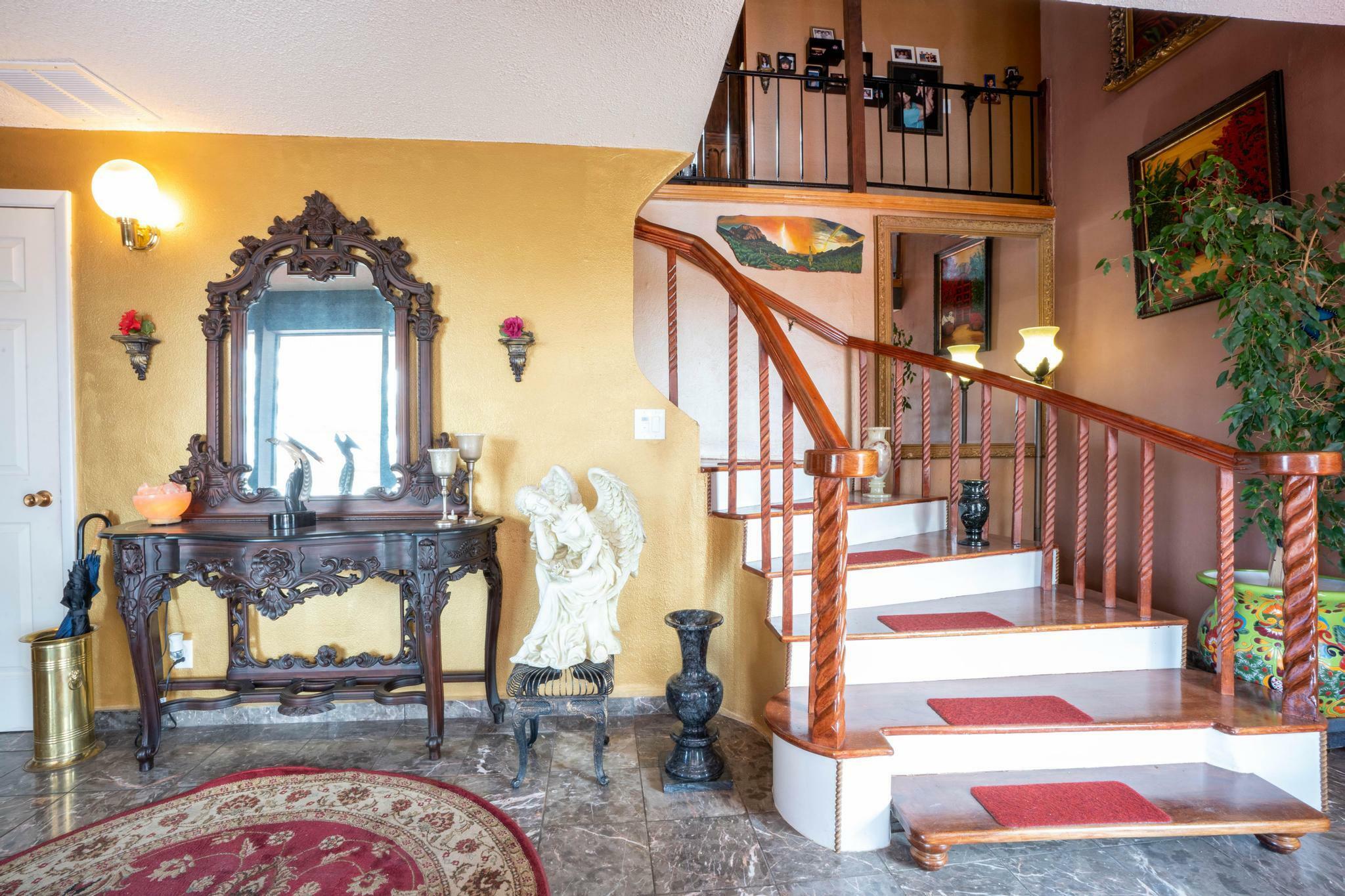 412 Camino De La Sierra NE  Albuquerque NM 87123 photo