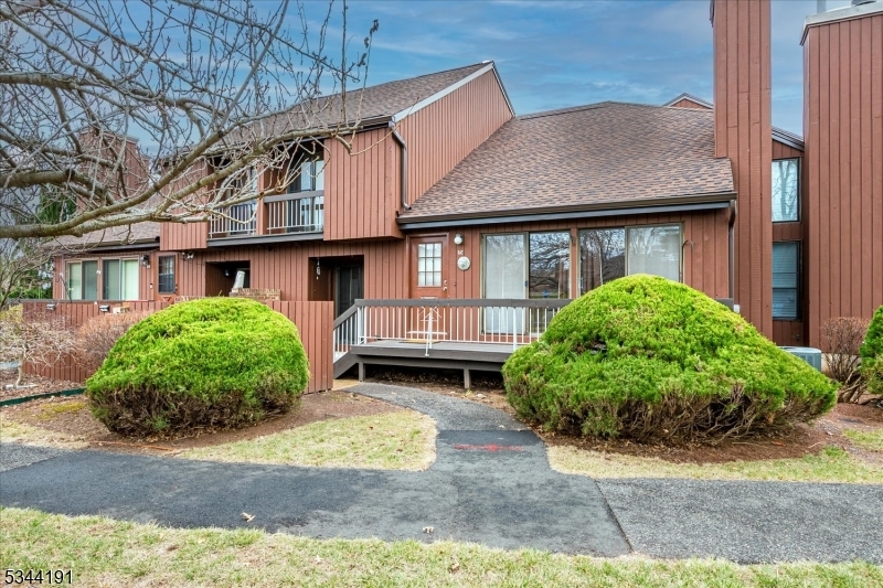 27 Bloomingdale Dr 3C  Hillsborough Twp. NJ 08844 photo