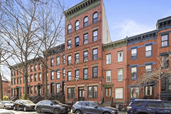 38 West Hamilton Pl 102 (1R)  Jc, Downtown NJ 07302 photo