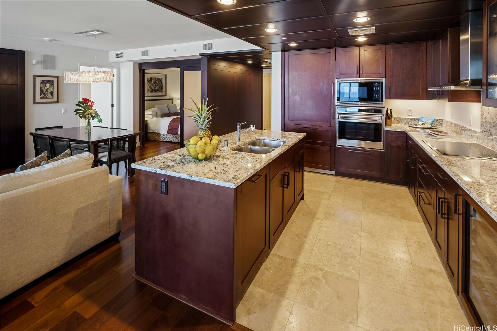 Property Photo: 223 Saratoga Road 2807 HI 96815