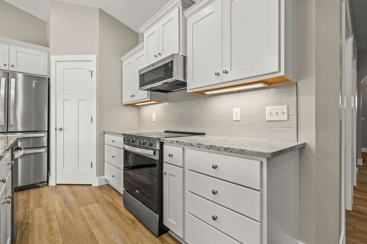 Property Photo:  6011 Diamond View East  MI 48642 