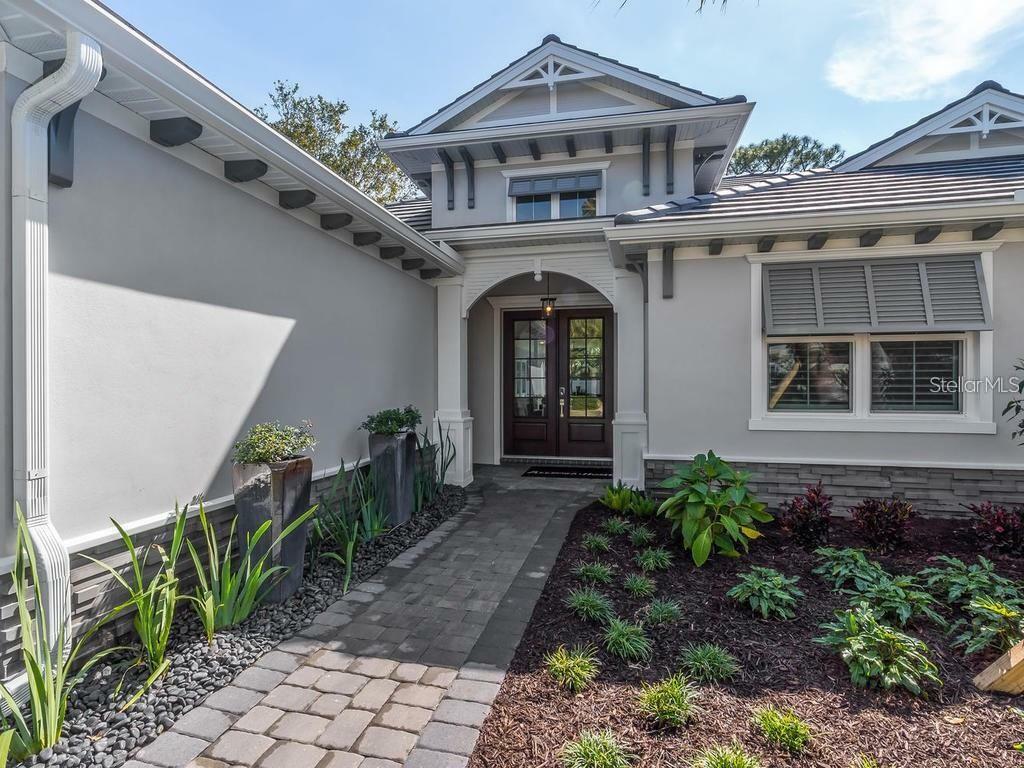 Property Photo: 5103 Windward Avenue FL 34242