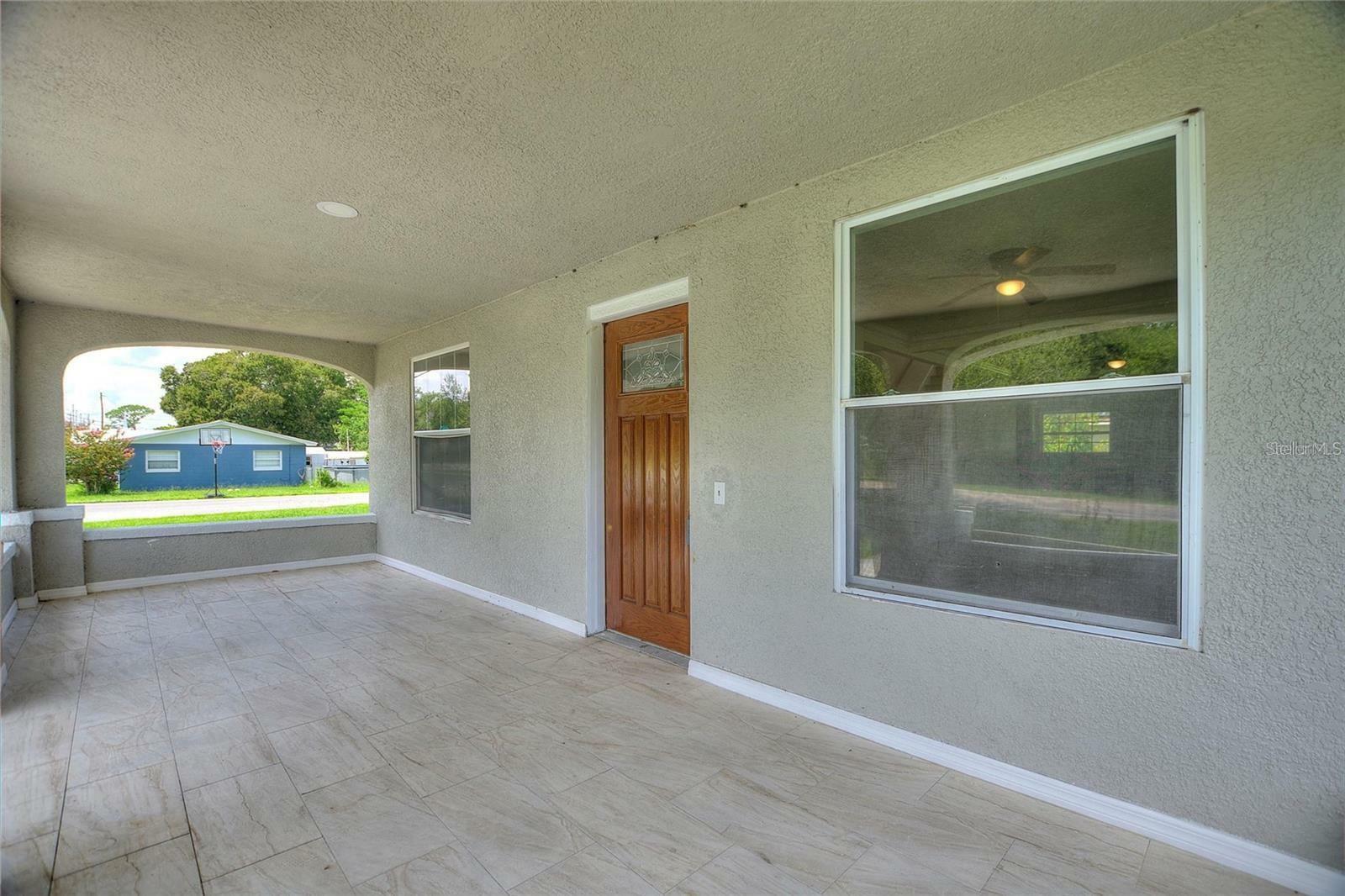 Property Photo:  1310 Polk City Rd  FL 33844 