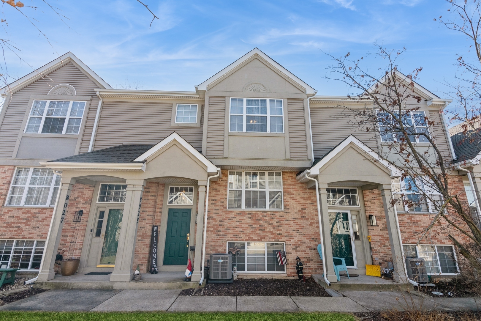 8025 Windsor Drive 11  Darien IL 60561 photo